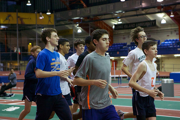 Collegiate Indoor Track:1/9/13