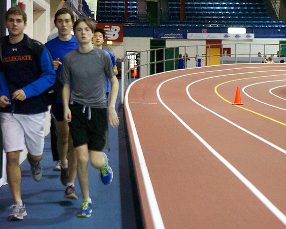 Collegiate Indoor Track:1/9/13