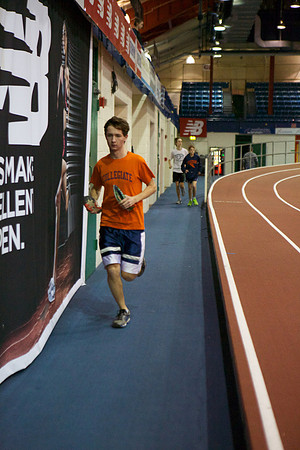 Collegiate Indoor Track:1/9/13