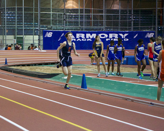 Collegiate Indoor Track:1/9/13