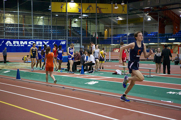 Collegiate Indoor Track:1/9/13