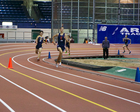 Collegiate Indoor Track:1/9/13
