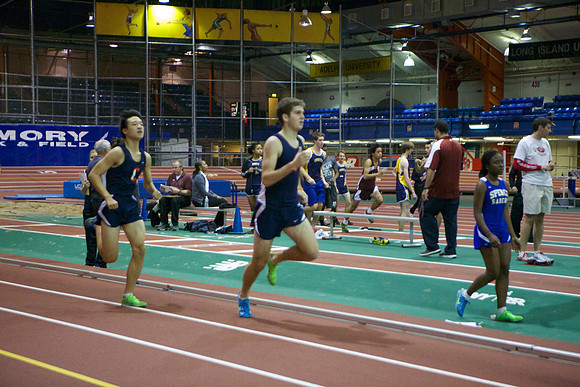 Collegiate Indoor Track:1/9/13
