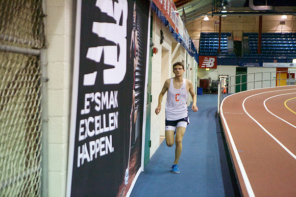 Collegiate Indoor Track:1/9/13