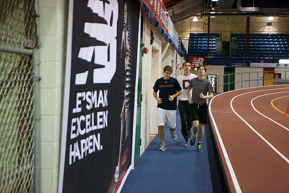 Collegiate Indoor Track:1/9/13