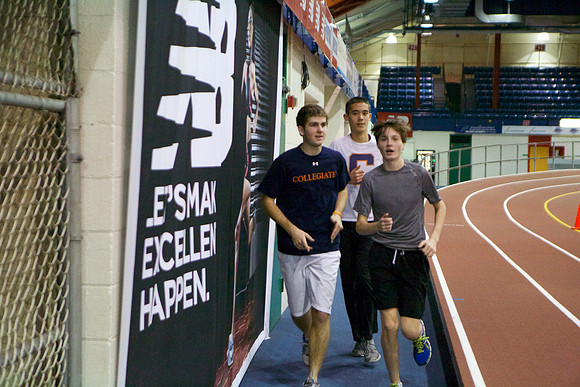 Collegiate Indoor Track:1/9/13
