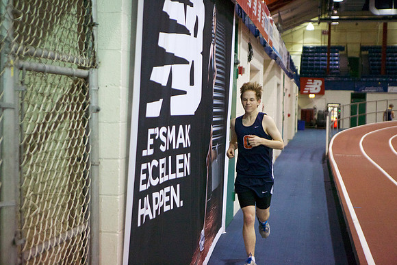 Collegiate Indoor Track:1/9/13