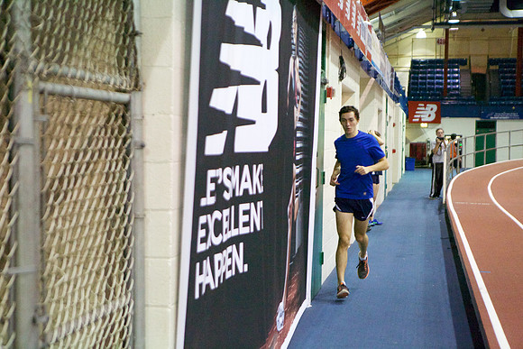 Collegiate Indoor Track:1/9/13