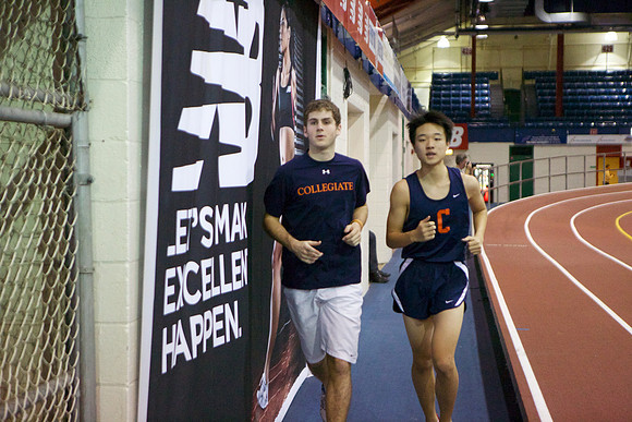 Collegiate Indoor Track:1/9/13