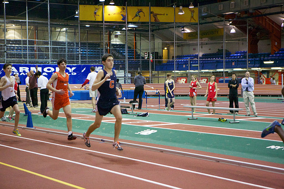 Collegiate Indoor Track:1/9/13