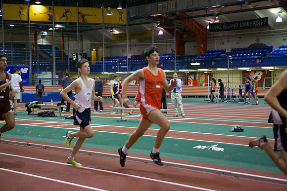 Collegiate Indoor Track:1/9/13