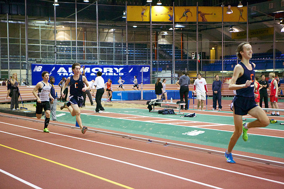 Collegiate Indoor Track:1/9/13