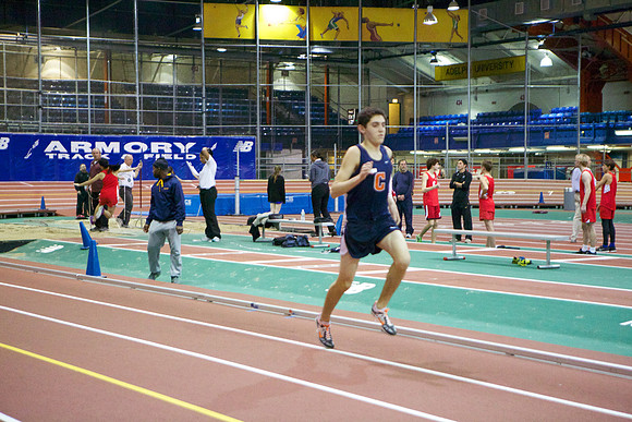 Collegiate Indoor Track:1/9/13
