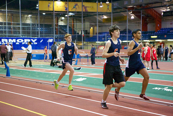 Collegiate Indoor Track:1/9/13