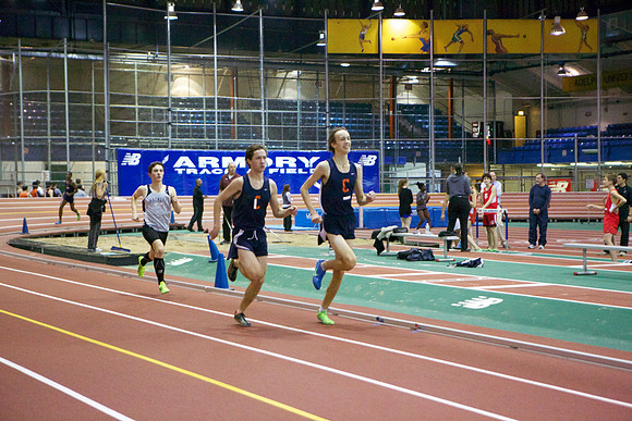 Collegiate Indoor Track:1/9/13