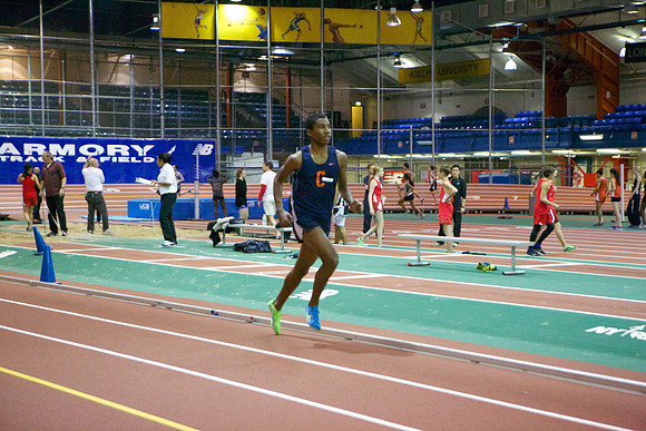 Collegiate Indoor Track:1/9/13