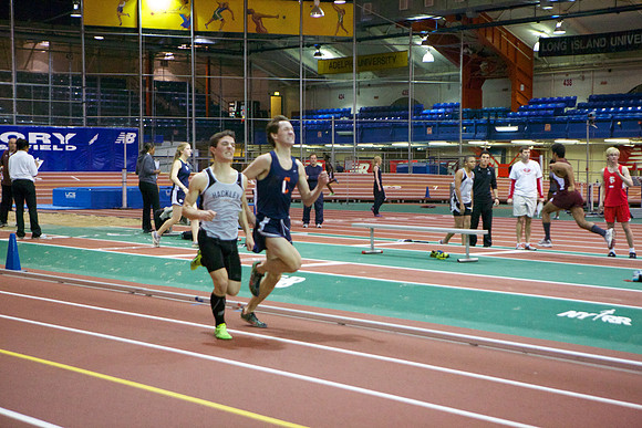 Collegiate Indoor Track:1/9/13