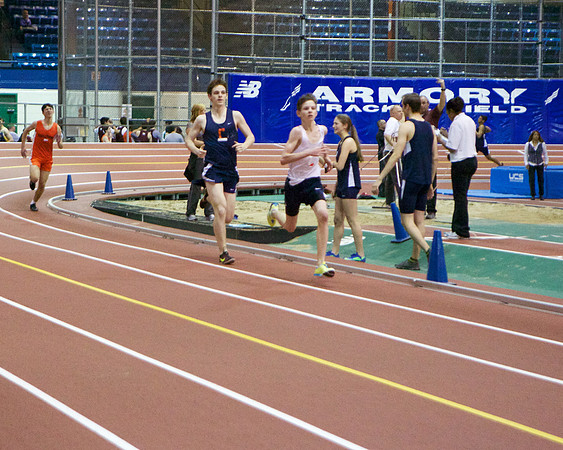 Collegiate Indoor Track:1/9/13