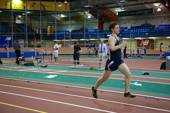 Collegiate Indoor Track:1/9/13