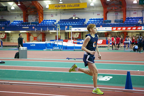 Collegiate Indoor Track:1/9/13