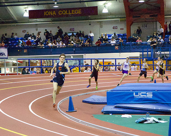 Collegiate Indoor Track: 1/12/2013
