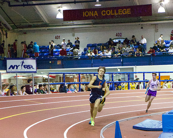 Collegiate Indoor Track: 1/12/2013