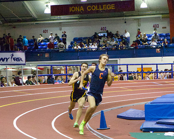 Collegiate Indoor Track: 1/12/2013