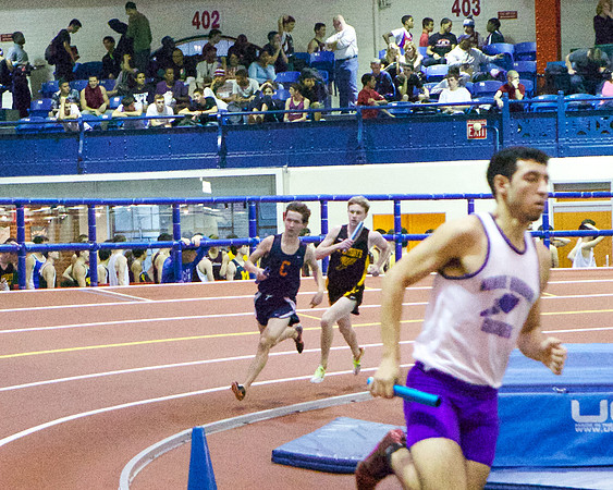Collegiate Indoor Track: 1/12/2013