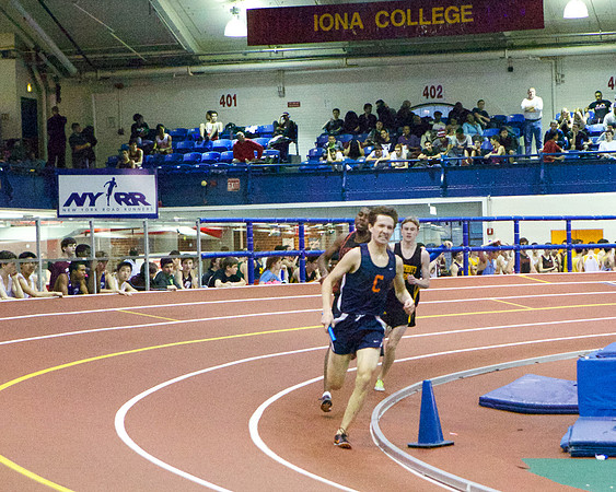 Collegiate Indoor Track: 1/12/2013