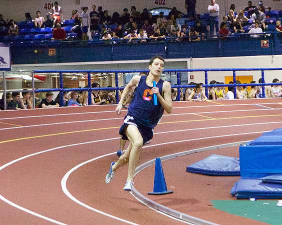 Collegiate Indoor Track: 1/12/2013