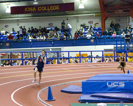 Collegiate Indoor Track: 1/12/2013