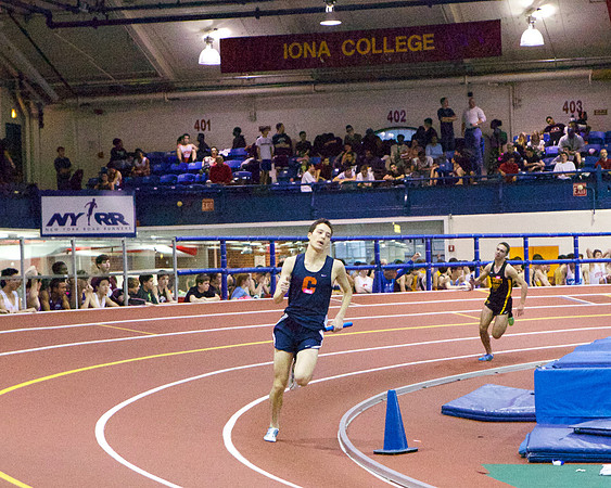 Collegiate Indoor Track: 1/12/2013