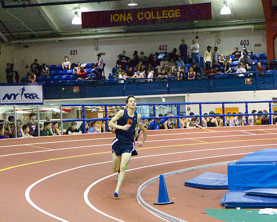 Collegiate Indoor Track: 1/12/2013