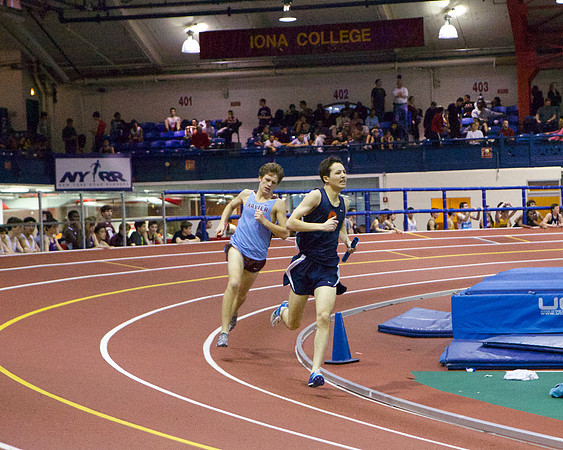 Collegiate Indoor Track: 1/12/2013