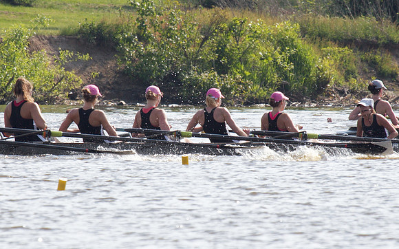 2012 Ivy Championships V8 Race