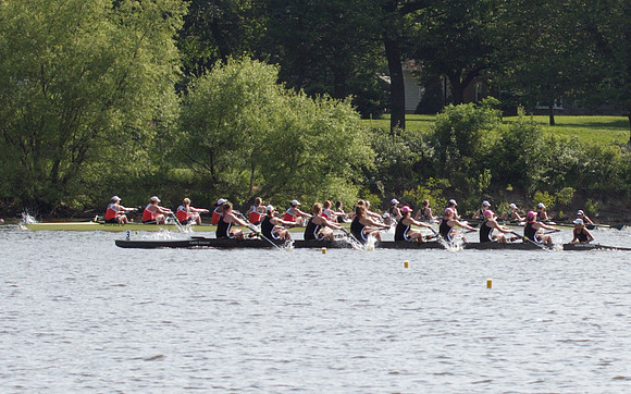 2012 Ivy Championships V8 Race